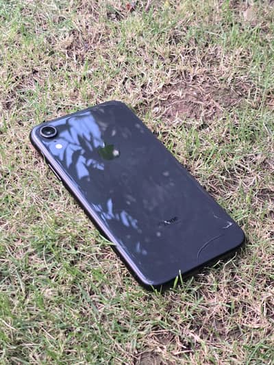 Apple iPhone Xr factory unlock 64 gb