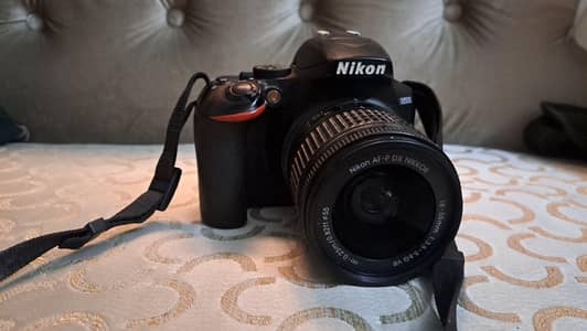 Nikon D-3500 DSLR Camera