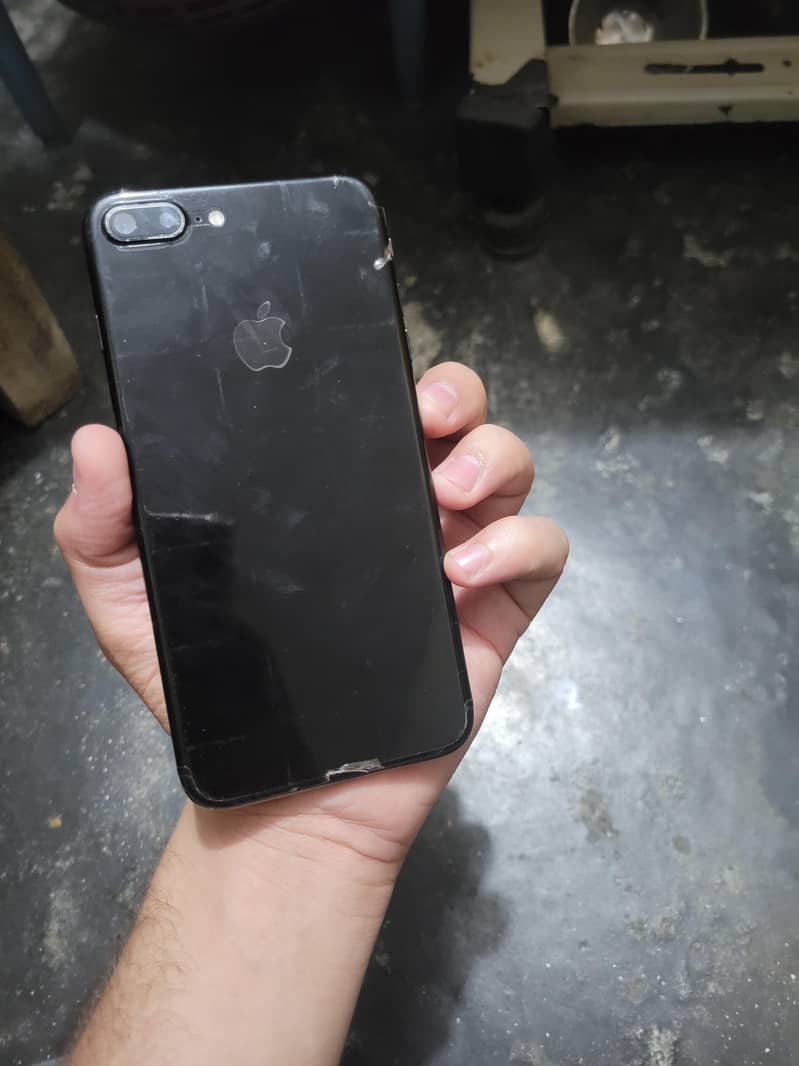 Apple iPhone 7 Plus 0