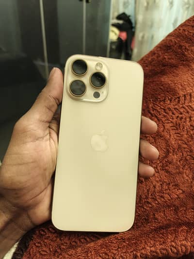 Apple iPhone 16 Pro Max