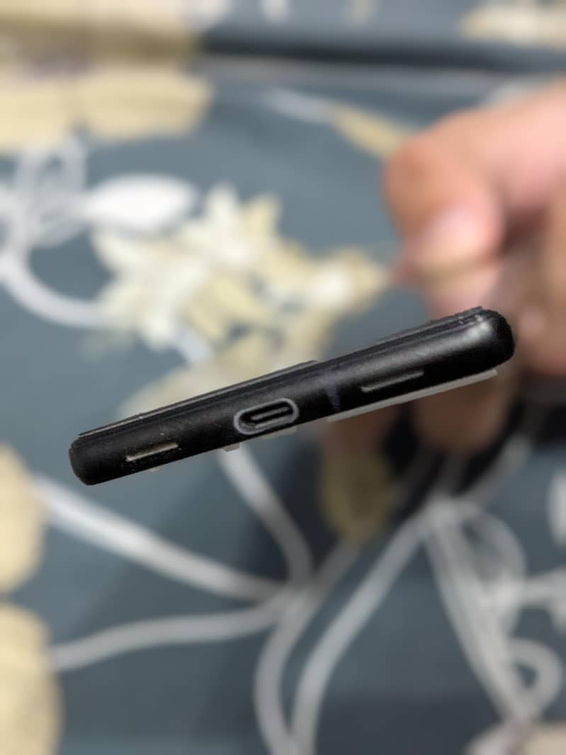 Google Pixel 6a 4