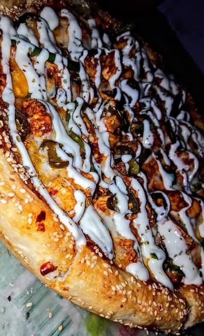 AOA main fast food or Pizza chef Karachi se mujhe job ki need hai
