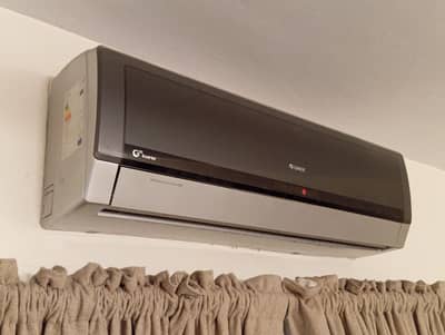 Gree Inverter AC - Good Condition
