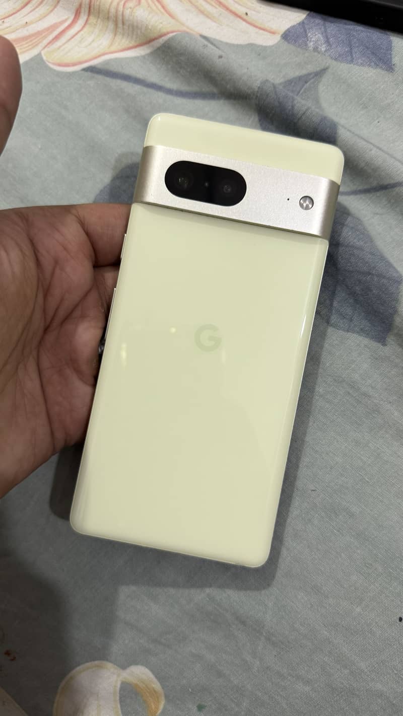 Google Pixel 7 5