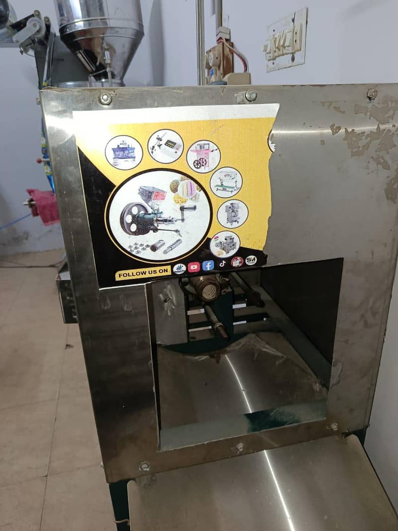 Kurkure Making Machine Completed Setup . 2