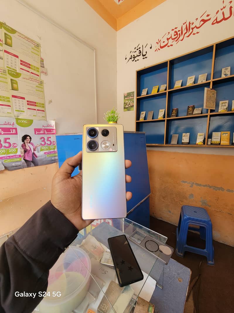 Infinix Note 40 0