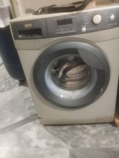 Haier Front Load 7.5 KG Full Automatic Washing machine