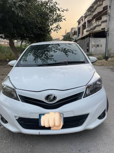 Toyota Vitz 2011