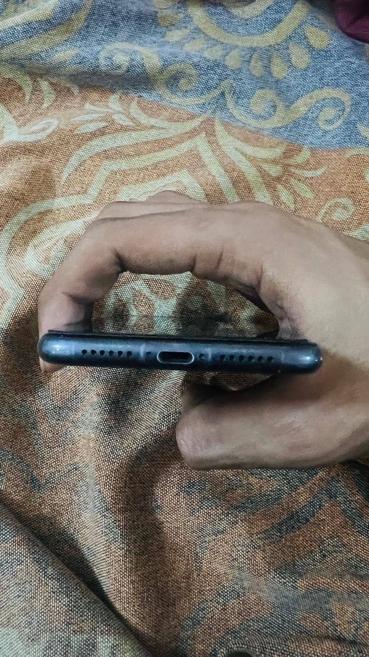 Apple iPhone 11 sim glitch life time 4