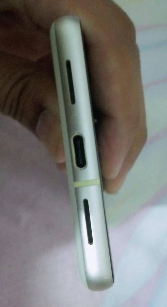 Google Pixel 7 3