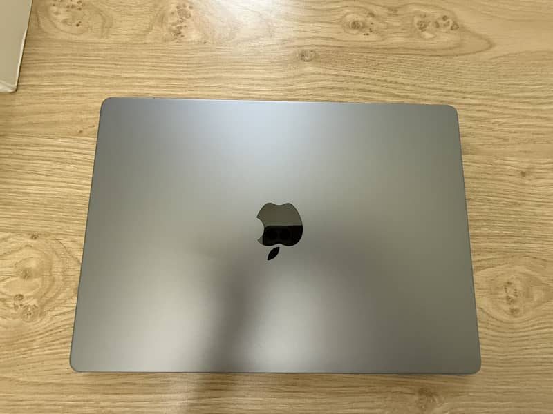 MacBook Pro M3 2