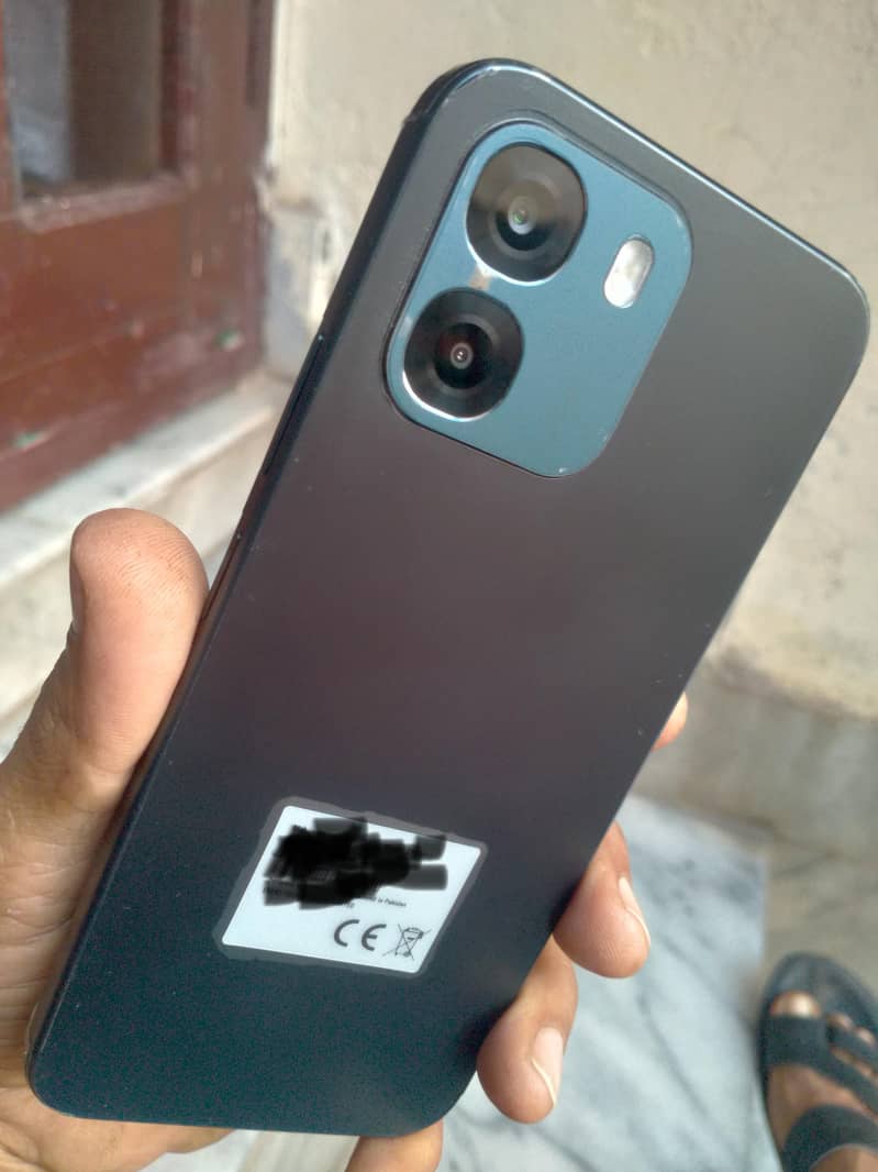 OPPO A6 1
