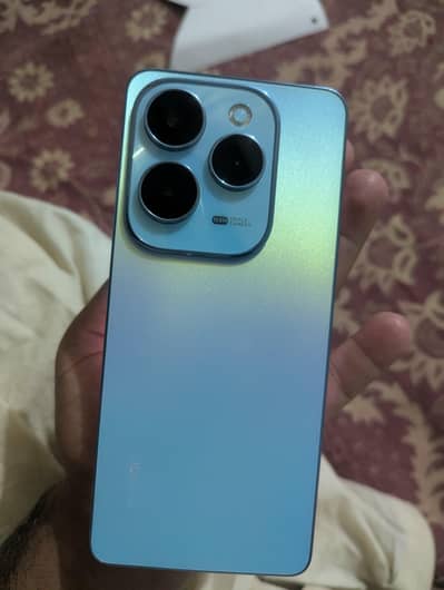 Infinix Hot 40 Pro
