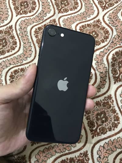Apple iPhone SE