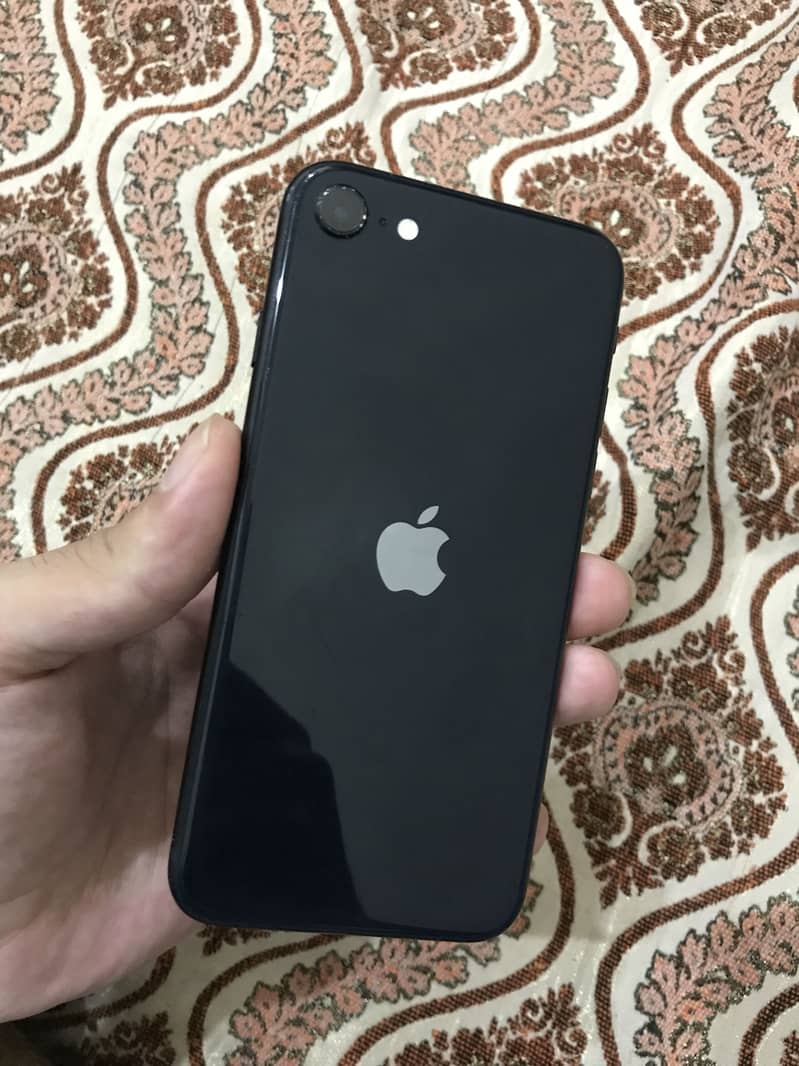 Apple iPhone SE 0