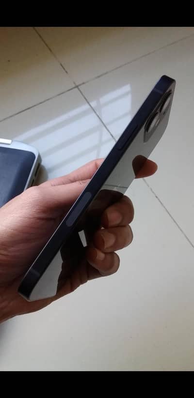 Samsung Mobile J4 Plus