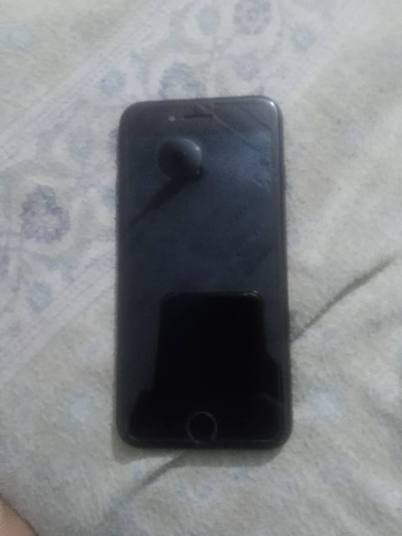 Apple iPhone 7 4