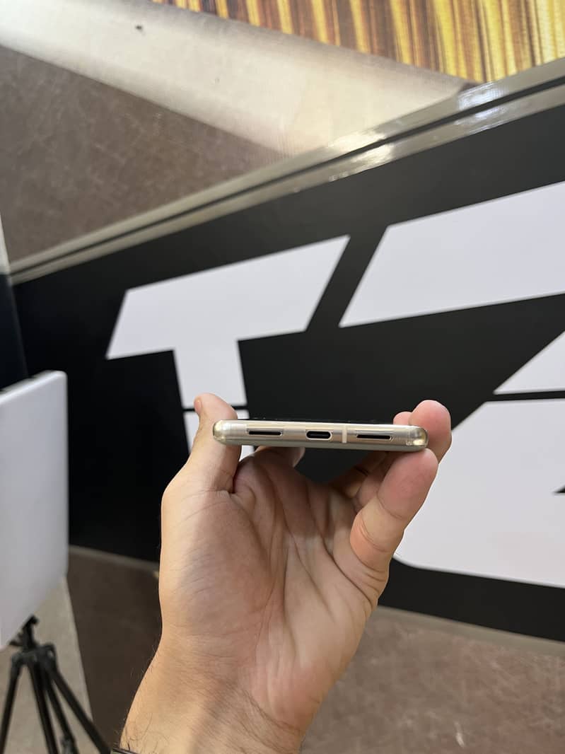 Google Pixel 7 Pro 4