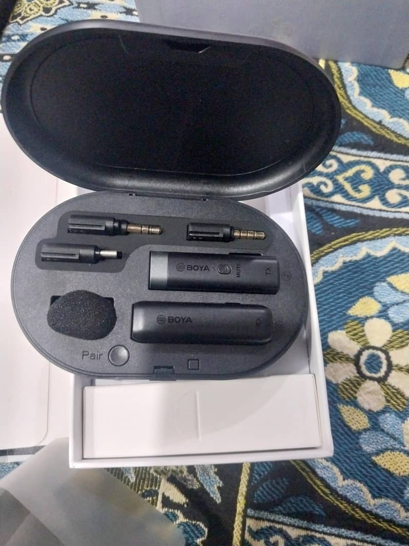 BOYA wireless microphone 2
