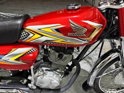 Honda 125 model 2025 03085274657