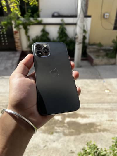 i phone 12 pro