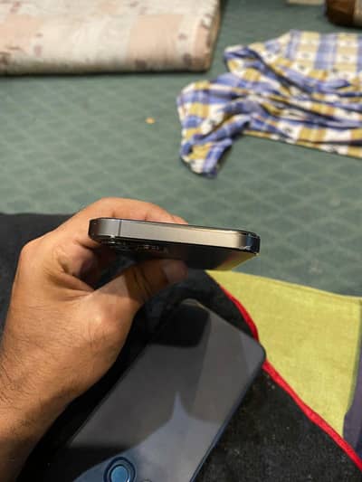 Apple iPhone 12 Pro