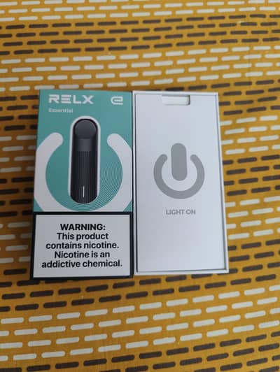 Relx Essential Black