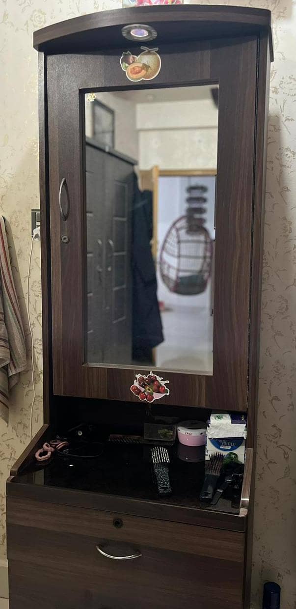 Dressing Table 2