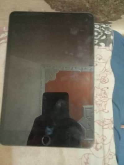 I paid mini 5 64 gb 10/9 with box charger