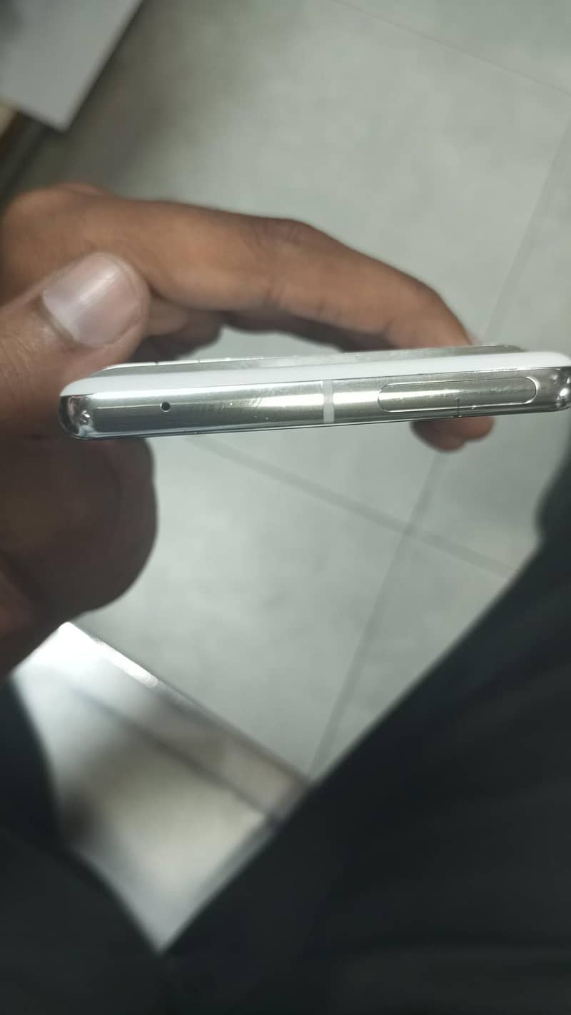 Google Pixel 7 Pro 4