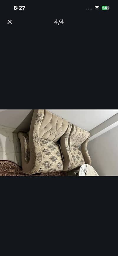 Sofa Set 5 seater rough condition 10/9