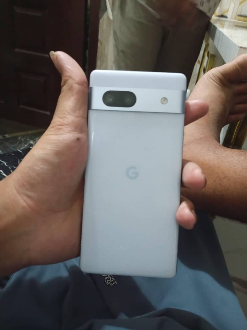 Google Pixel 7a 5