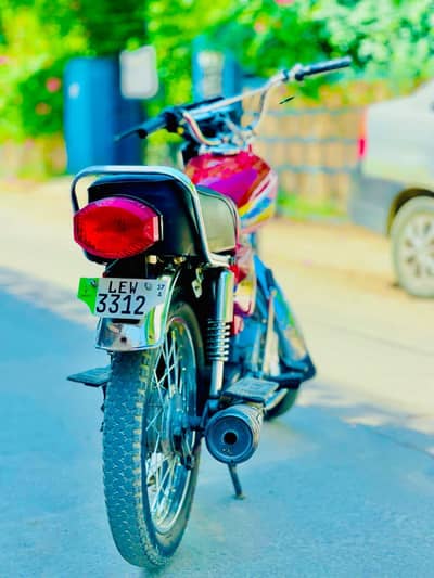 Honda125 17 model 10 by 10 condition