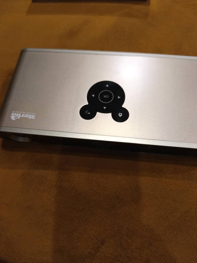 PROJECTOR 3D 4