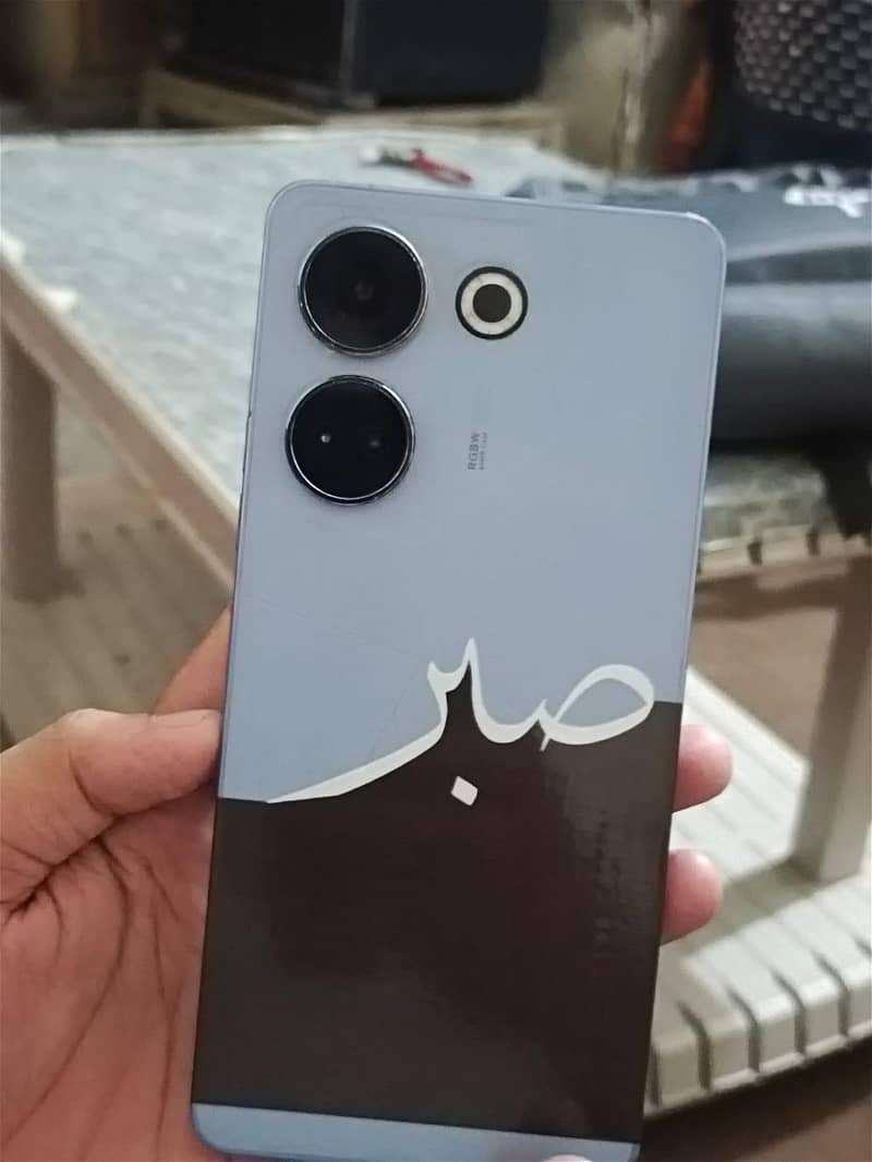 Tecno CAMON 20 0