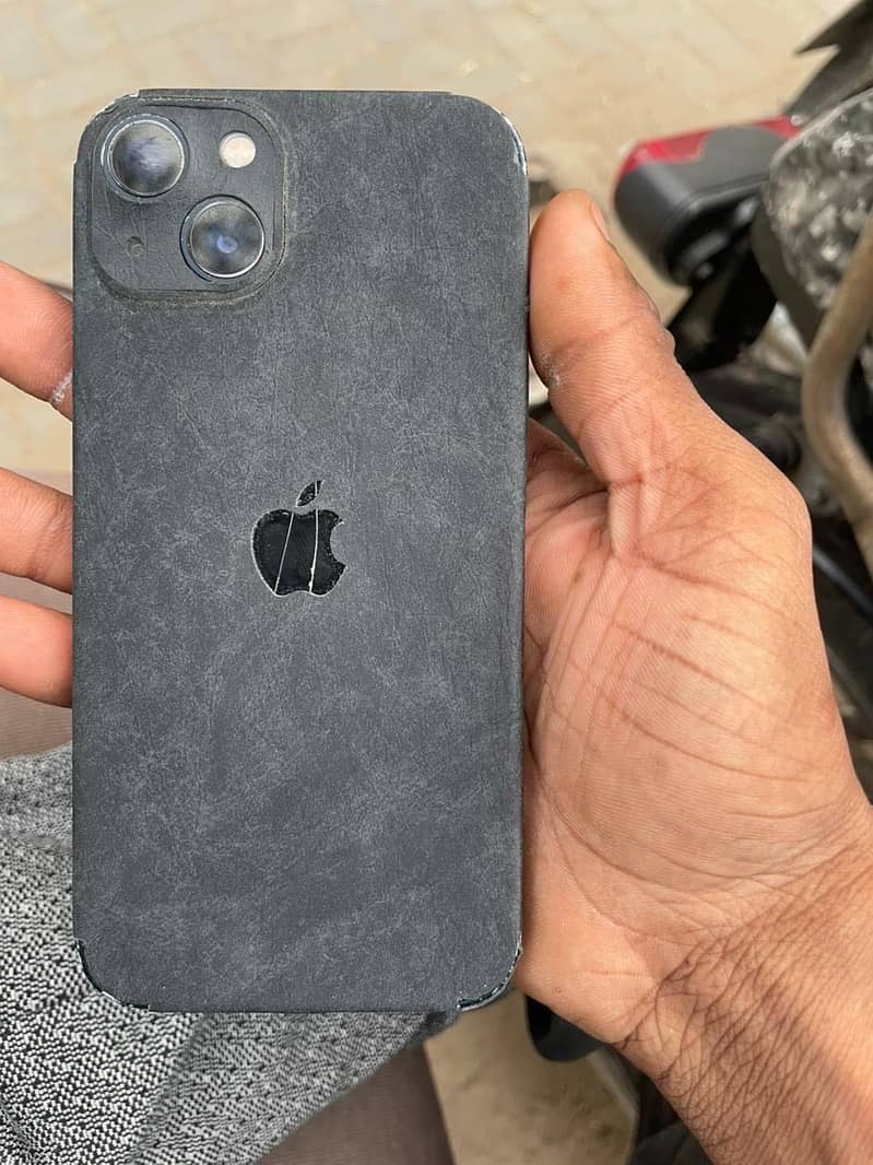 Apple iPhone 13 3