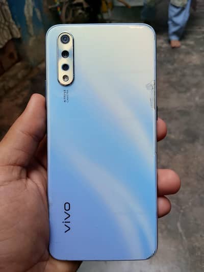 Vivo S1