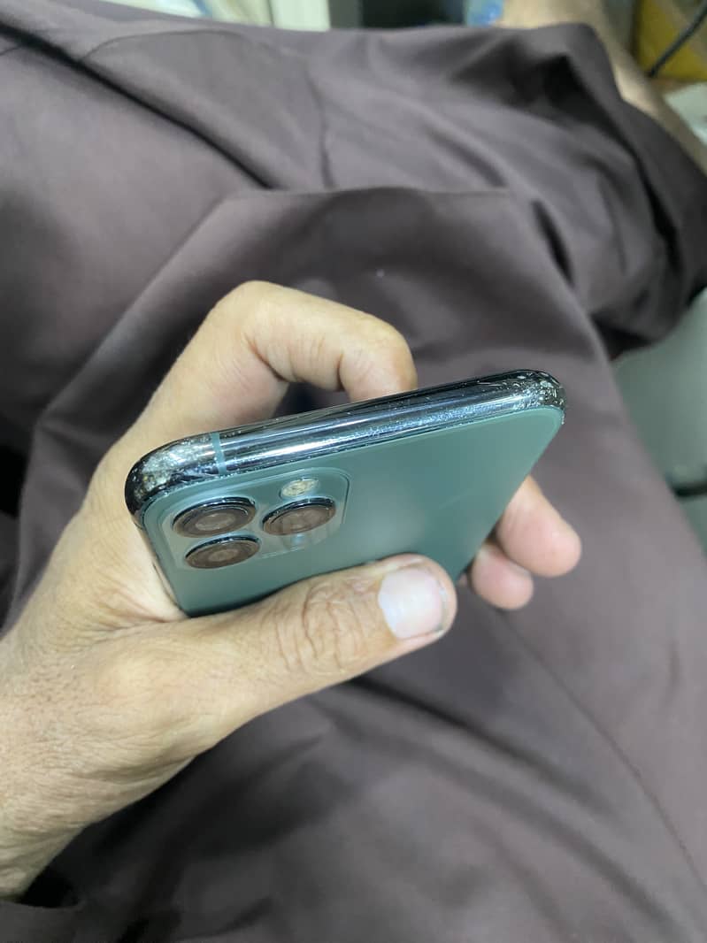 iPhone 11 pro 1