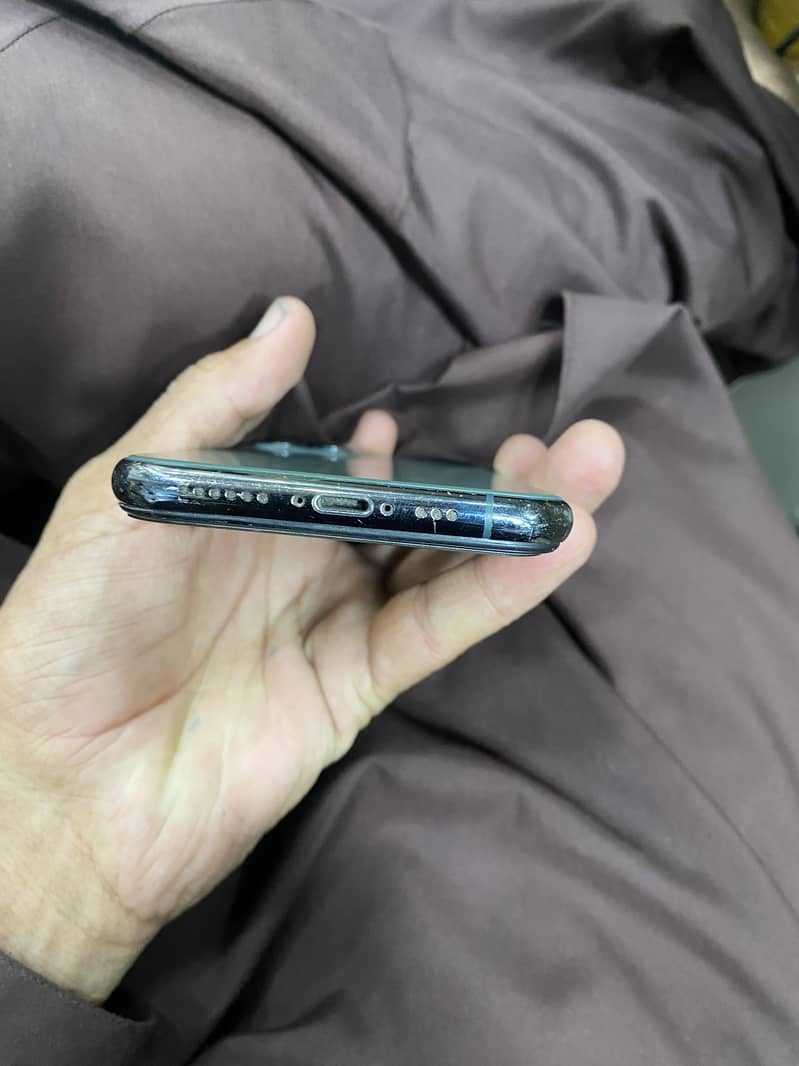 iPhone 11 pro 2