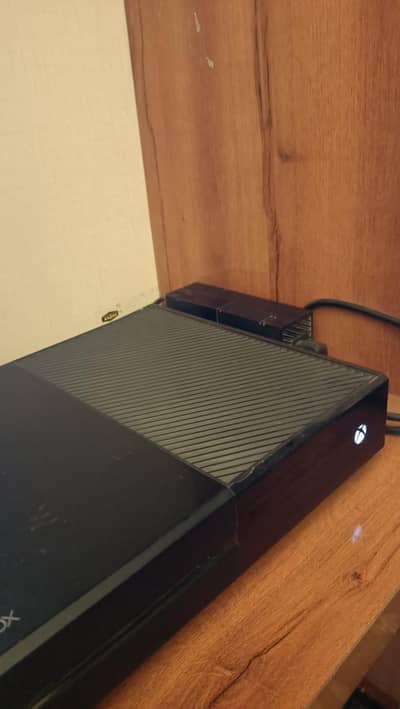 Xbox One (Black) for Sale – Excellent Condition