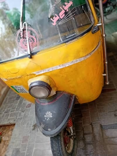 rickshaw for sale  engine  oky  document  available only call