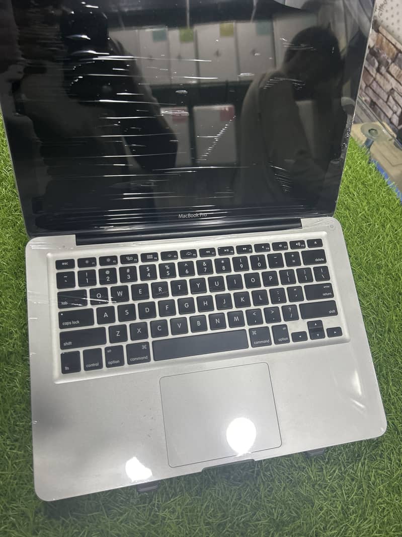 Macbook pro vip model 0
