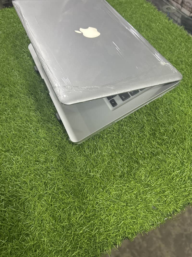 Macbook pro vip model 3