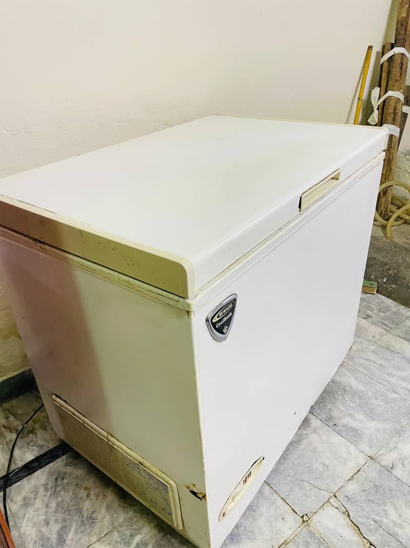 waves deep freezer 0