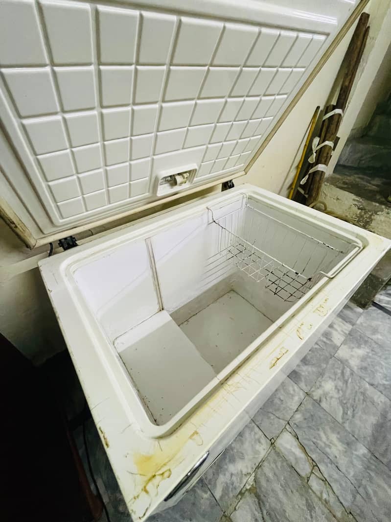 waves deep freezer 3