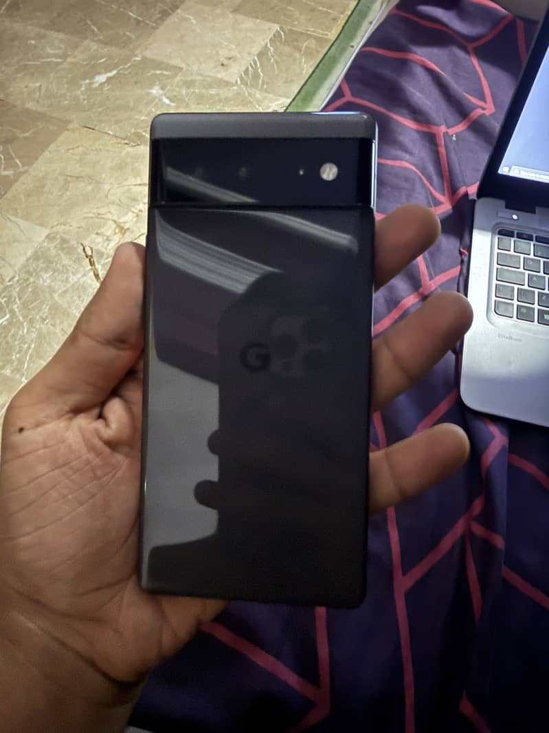 Google Pixel 6 4