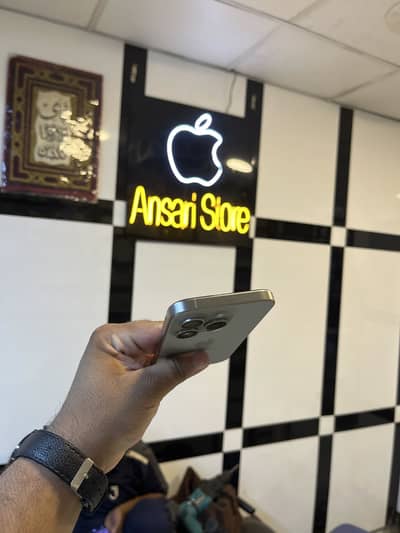 Apple iPhone 15 Pro 256gb fu Phy e