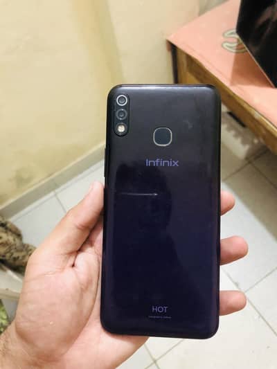 Infinix Hot 8 Lite