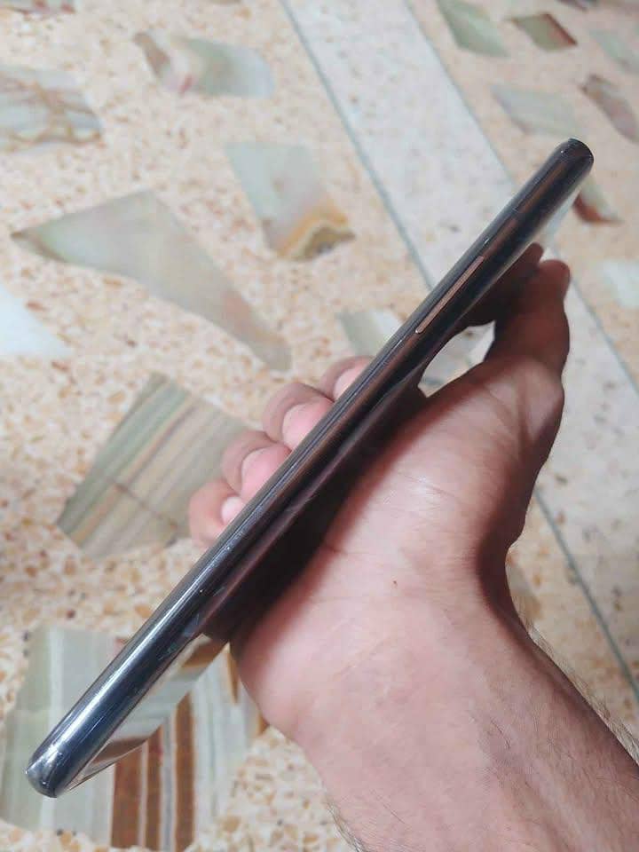 One Plus 7 Pro 4