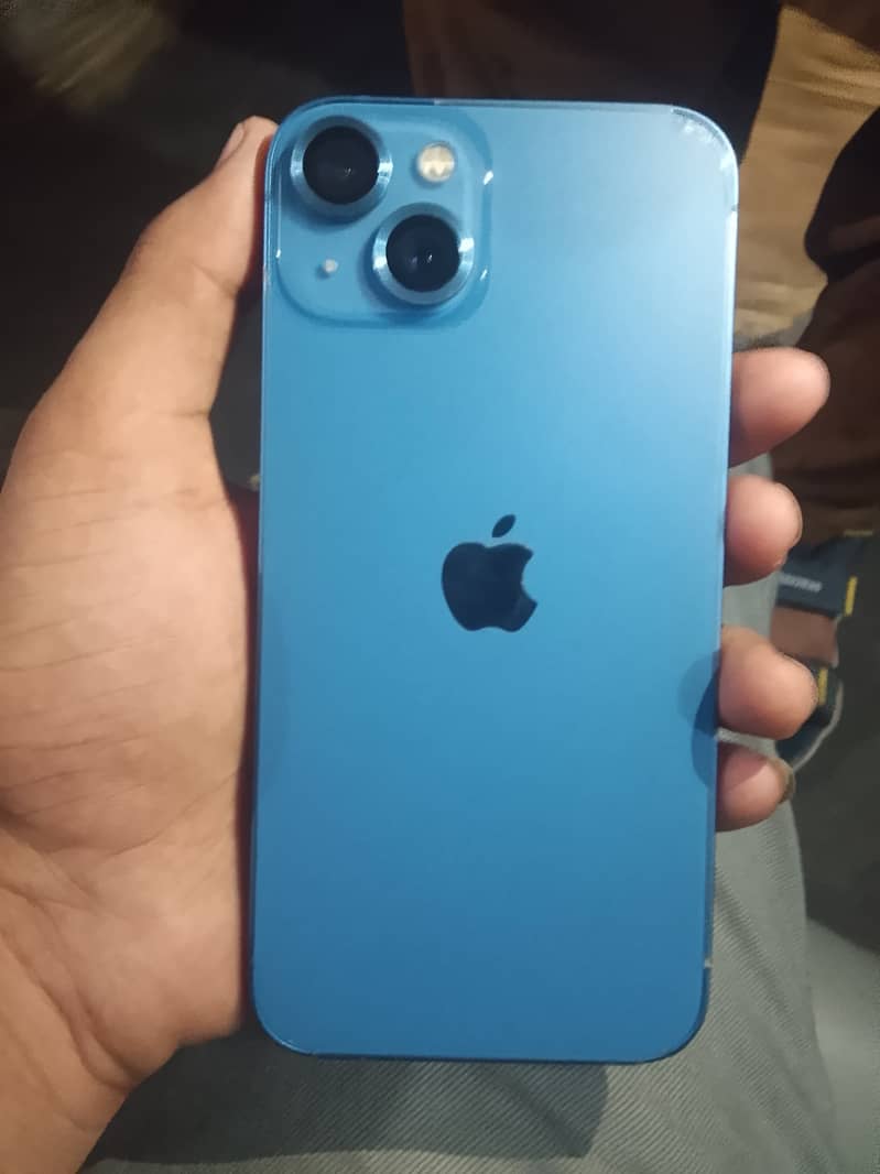 iPhone 13 0